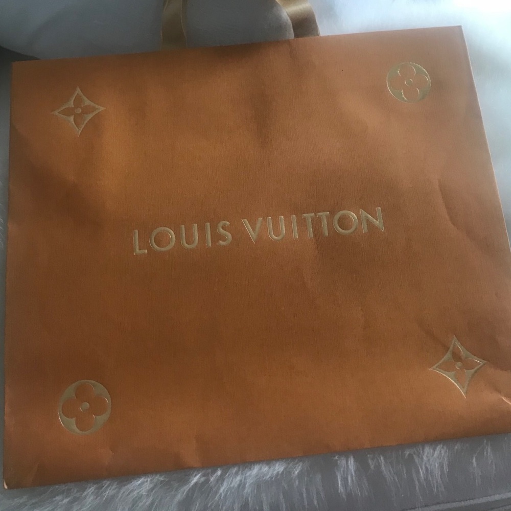 large Louis Vuitton Shopping Bag .. New
